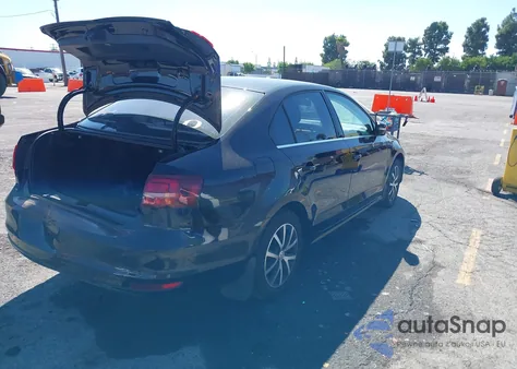 2018 Volkswagen Jetta 1.4T Se/1.4T Wolfsburg Edition from USA, damaged, VIN 3VWDB7AJ6JM259552